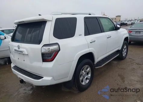 2015 Toyota 4Runner Sr5 z USA, uszkodzony, nr VIN JTEZU5JR7F5088087
